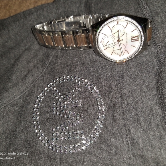 Michael kors watch - Picture 2 of 3